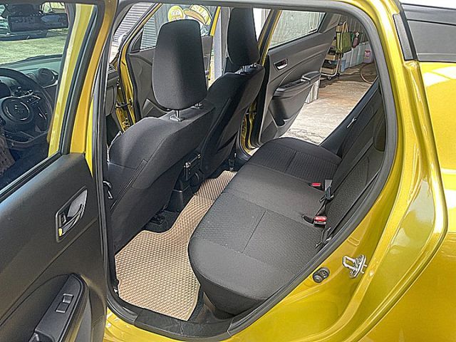 進化改款 四代 Suzuki Swift 12V 輕油電掀背車才跑3萬  第9張相片