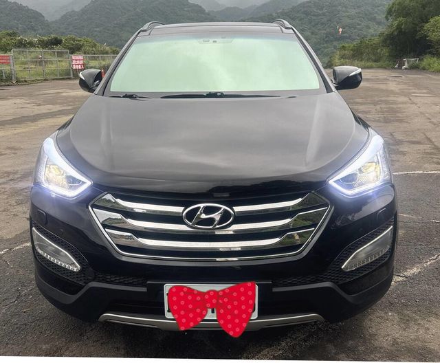 HYUNDAI現代 SANTA FE  第3張相片