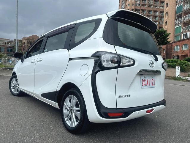 TOYOTA豐田 SIENTA  第2張相片