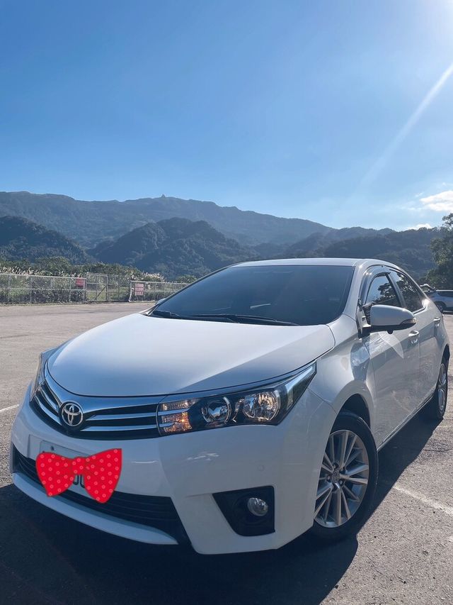 TOYOTA豐田 ALTIS  第2張相片