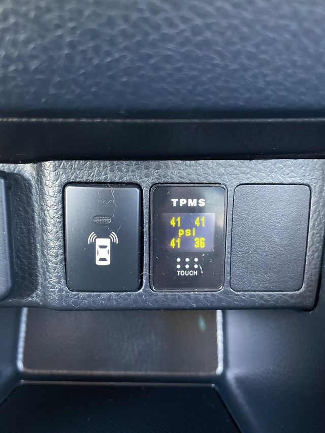 TOYOTA豐田 ALTIS  第12張相片