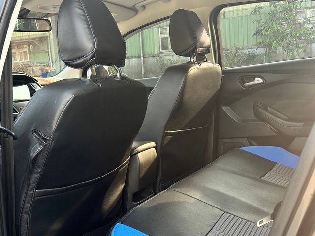 FORD福特 FOCUS  第21張相片