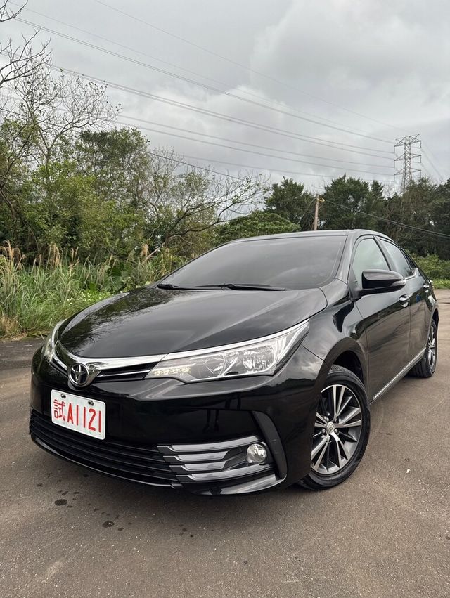 TOYOTA豐田 ALTIS  第1張相片