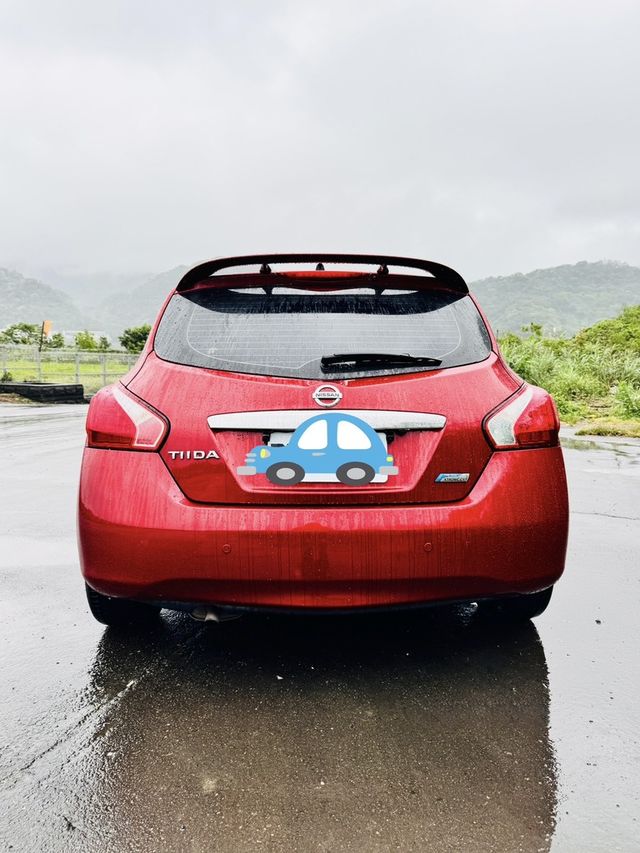 NISSAN日產 TIIDA  第2張相片