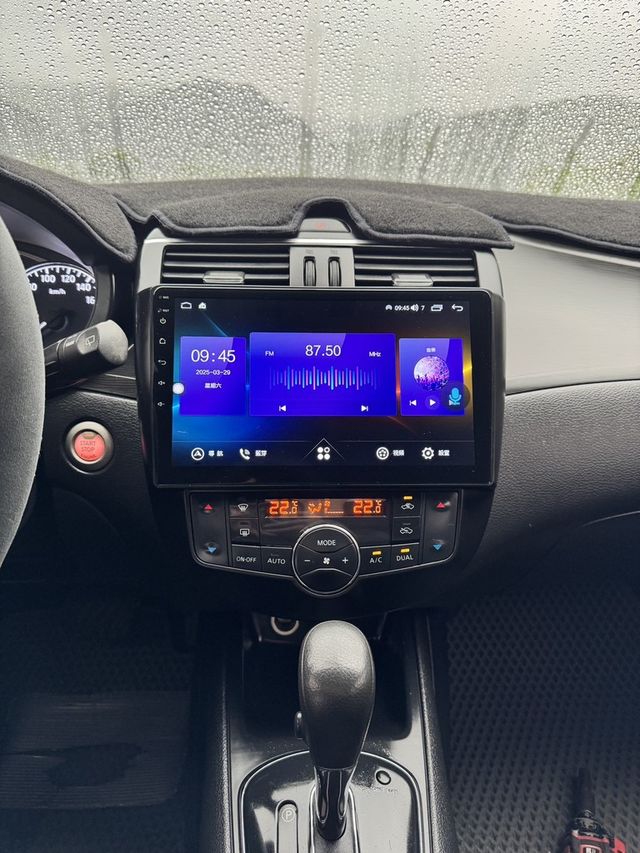 NISSAN日產 TIIDA  第12張相片