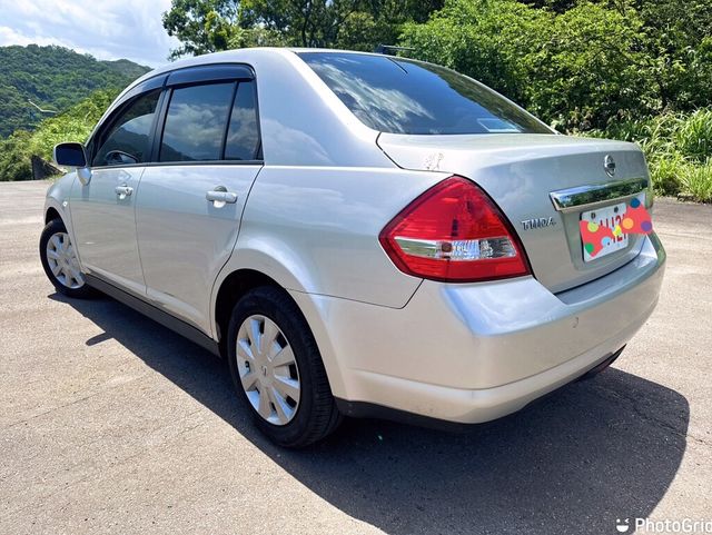 NISSAN日產 TIIDA  第4張相片