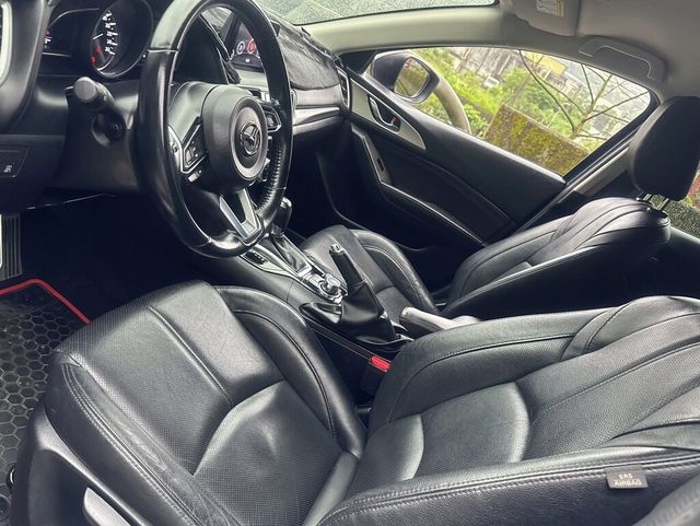 MAZDA馬自達 MAZDA 3  第8張相片