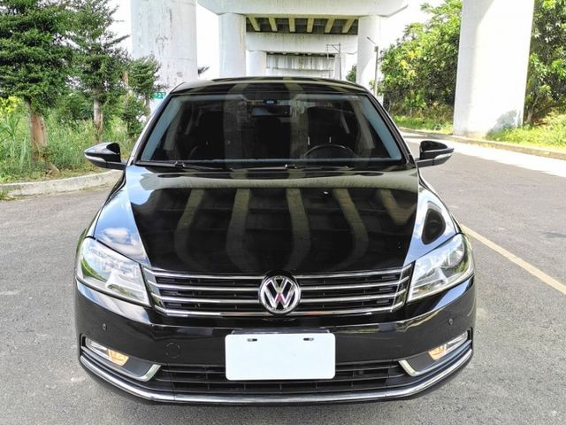 ★SUM模範店家★專業認證　★德國進口舒適房車款．　　★里程保證★渦輪引擎．　　　★多功能數位影音  第9張相片