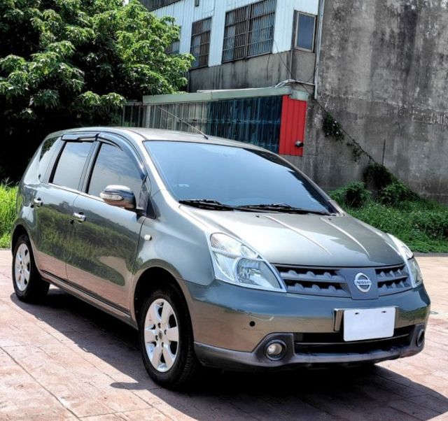 ★SUM模範店家★專業認證　★熱門小休旅車款★里程保證　　　★多功能數位影音主機　　　★倒車影像★大空間好方便  第7張相片