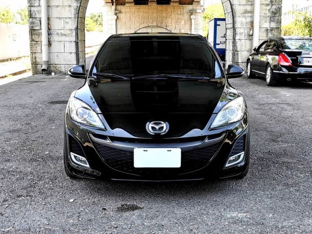 ★SUM模範店家★專業認證　★熱門四門轎車款．．　　　★里程保證★多功能數位影音　★方向盤換檔★倒車影像  第7張相片