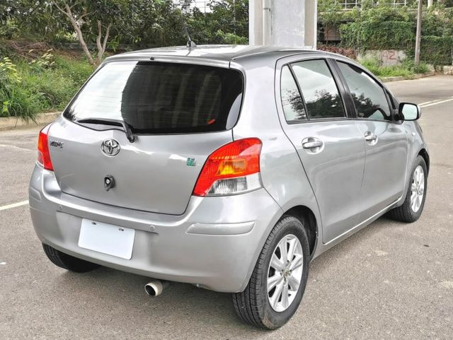 ★SUM模範店家★專業認證　★熱門五門掀背車款　　　　★里程保證★都市穿梭好方便　　★速限警示★空間靈活多變化  第11張相片
