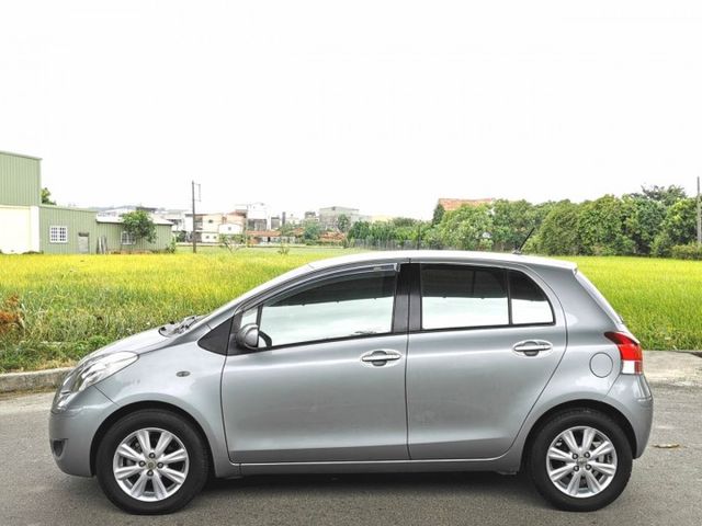 ★SUM模範店家★專業認證　★熱門五門掀背車款　　　　★里程保證★都市穿梭好方便　　★速限警示★空間靈活多變化  第12張相片