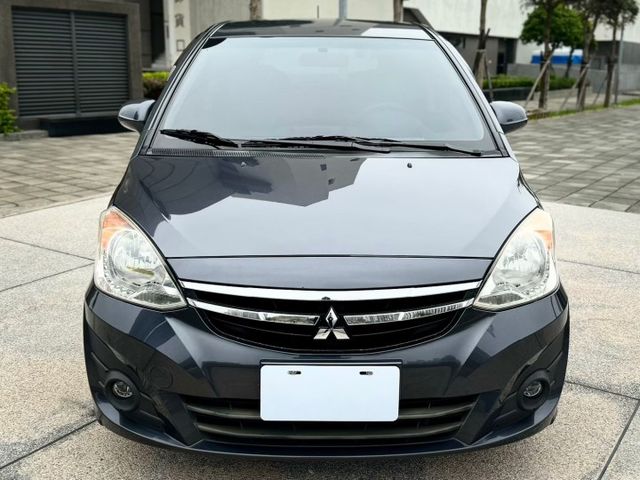 ★SUM模範店家　　　　　　★熱門5門掀背車款★里程保證　★恆溫空調★保養維修超便宜　　★空間超大★代步車的好選擇  第5張相片