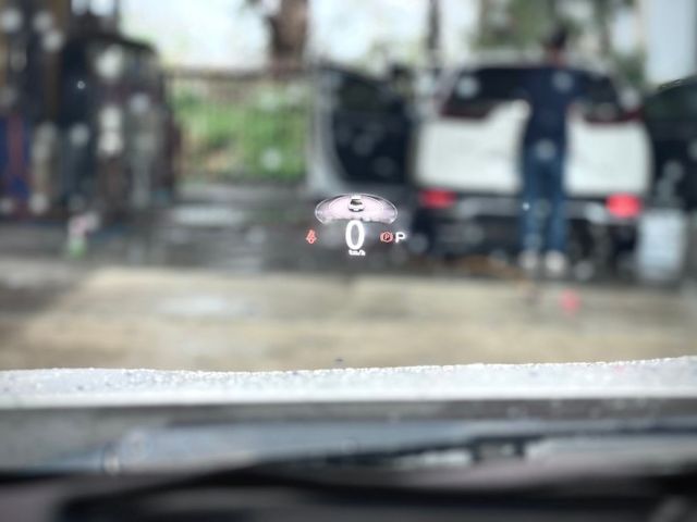 ★SUM模範店家★專業認證　★熱門休旅車款★里程保證　　★5＋1樂活環景款★數位恆溫　　　　★360°環景★可載輪椅  第3張相片