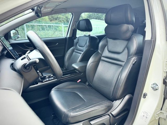 ★SUM模範店家★專業認證　★熱門休旅車款★里程保證　　★5＋1樂活環景款★數位恆溫　　　　★360°環景★可載輪椅  第13張相片