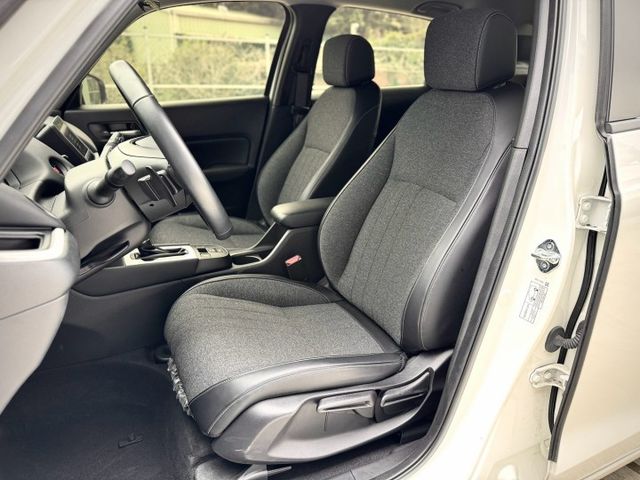 ★SUM模範店家★專業認證　★熱門五門掀背車款　　　　★里程保證★ACC自動跟車　　★方向盤換檔撥片★摸門解鎖  第12張相片