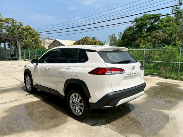 ★SUM模範店家認證車　　　　★熱門休旅車★里程保證　　　★一鍵啟動★ACC跟車　　　★KEYLESS★倒車影像  第6張相片