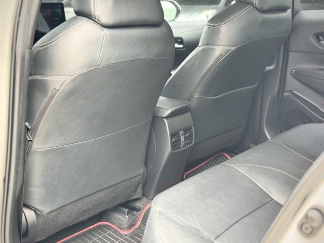 ★SUM模範店家認證車　　　　★熱門四門代步車★里程保證　★IKEY免持鑰匙★ACC跟車　　　　　★數位恆溫★摸門解鎖  第14張相片