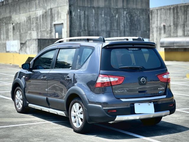 ★SUM模範店家★專業認證　★熱門休旅車款★里程保證　　★車內空間超大★車頂行李架　　　　★耐操好用★保養便宜  第5張相片