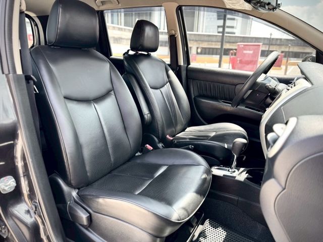 ★SUM模範店家★專業認證　★熱門休旅車款★里程保證　　★車內空間超大★車頂行李架　　　　★耐操好用★保養便宜  第10張相片