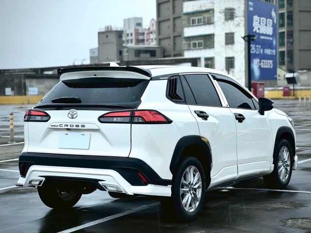 ★SUM模範店家★專業認證　★熱門休旅車款★里程保證　　★ACC自動跟車★免持鑰匙　　　　★車道偏移★多功能數位影音  第11張相片