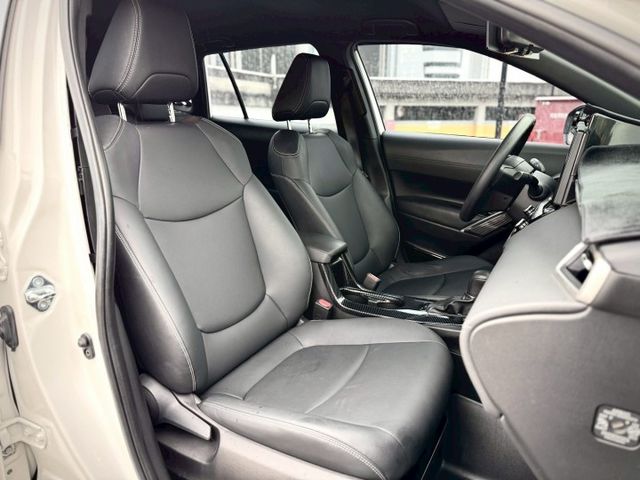 ★SUM模範店家★專業認證　★熱門休旅車款★里程保證　　★ACC自動跟車★免持鑰匙　　　　★車道偏移★多功能數位影音  第17張相片