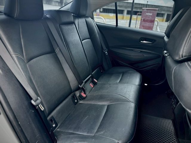 ★SUM模範店家認證車　　　　★熱門四門代步車★里程保證　★IKEY免持鑰匙★ACC跟車　　　　　★數位恆溫★數位儀表  第18張相片
