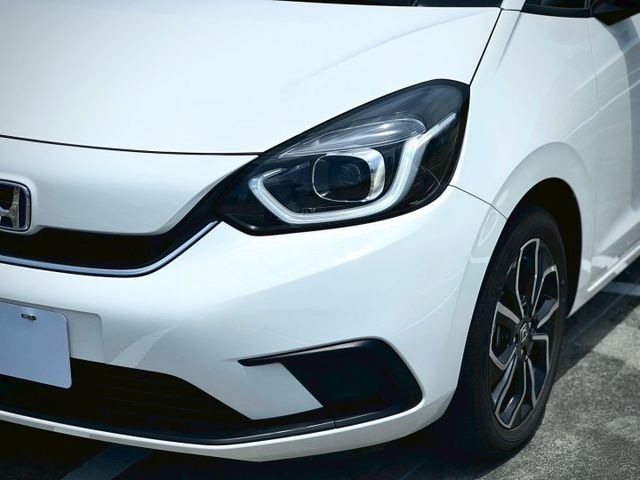 ★SUM模範店家★專業認證　★熱門五門掀背車款　　　　★里程保證★ACC自動跟車　　★360°環景★摸門解鎖  第8張相片