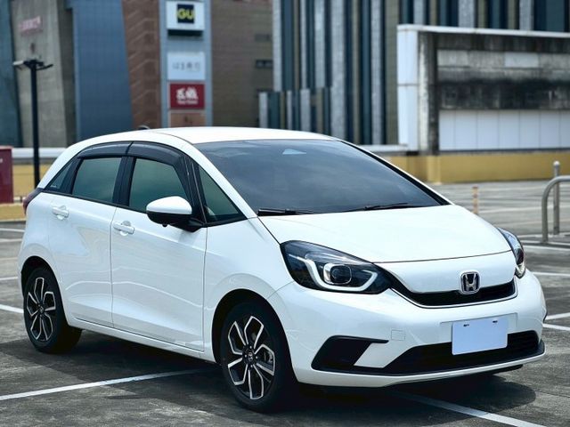★SUM模範店家★專業認證　★熱門五門掀背車款　　　　★里程保證★ACC自動跟車　　★360°環景★摸門解鎖  第9張相片