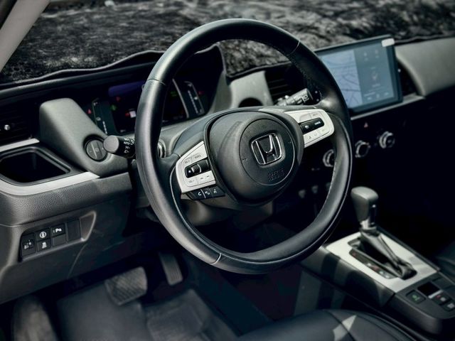 ★SUM模範店家★專業認證　★熱門五門掀背車款　　　　★里程保證★ACC自動跟車　　★360°環景★摸門解鎖  第12張相片