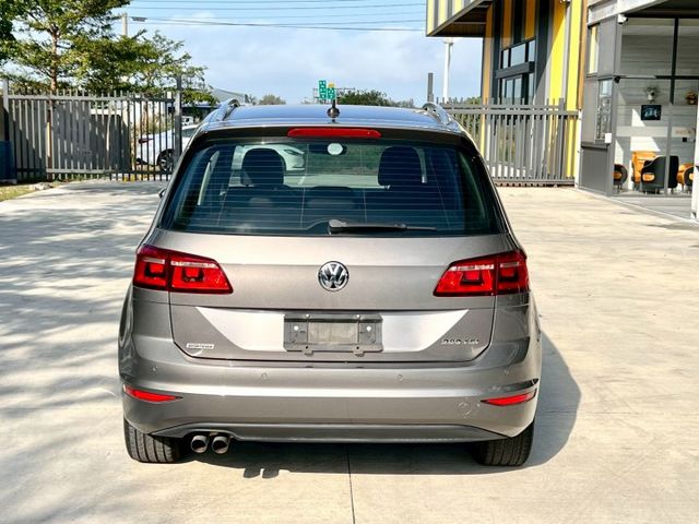 ★SUM模範店家★專業認證　★熱門休旅車款★里程保證　　★定速巡航★雙區數位恆溫　　　　　★一鍵啟動★倒車影像  第16張相片