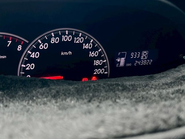 ★SUM模範店家★專業認證　★熱門五門掀背車款　　　　★里程保證★大銀幕安卓機　　　★空間超大★保養維修便宜  第2張相片