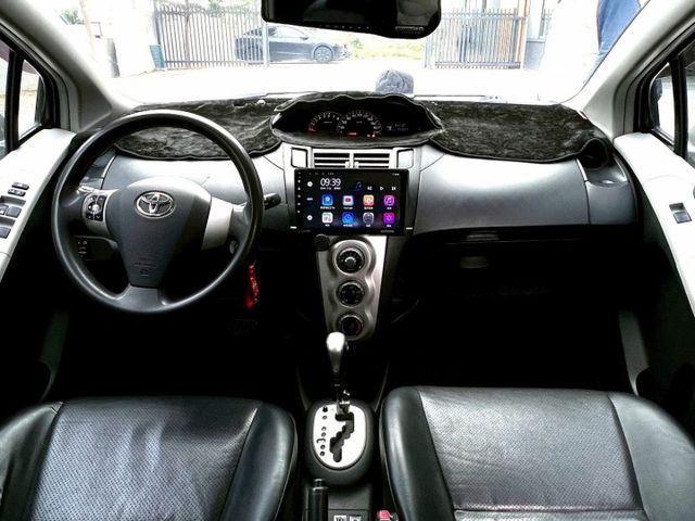 ★SUM模範店家★專業認證　★熱門五門掀背車款　　　　★里程保證★大銀幕安卓機　　　★空間超大★保養維修便宜  第4張相片