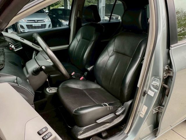 ★SUM模範店家★專業認證　★熱門五門掀背車款　　　　★里程保證★大銀幕安卓機　　　★空間超大★保養維修便宜  第6張相片