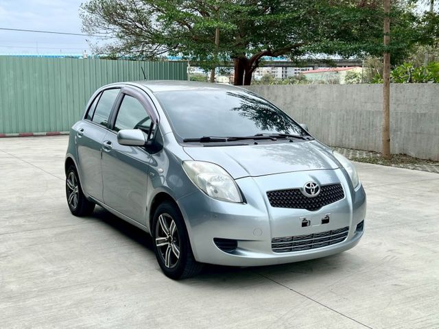 ★SUM模範店家★專業認證　★熱門五門掀背車款　　　　★里程保證★大銀幕安卓機　　　★空間超大★保養維修便宜  第12張相片