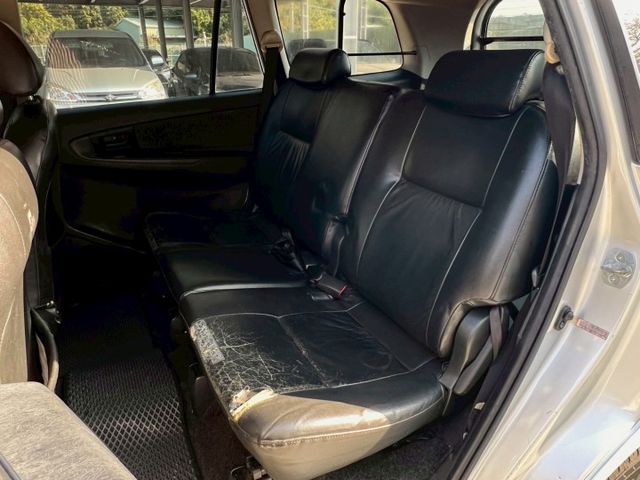 ★SUM模範店家★專業認證　★熱門休旅車款★里程保證　　★大銀幕安卓機★空間超大　　　★賺錢好夥伴★倒車影像  第7張相片