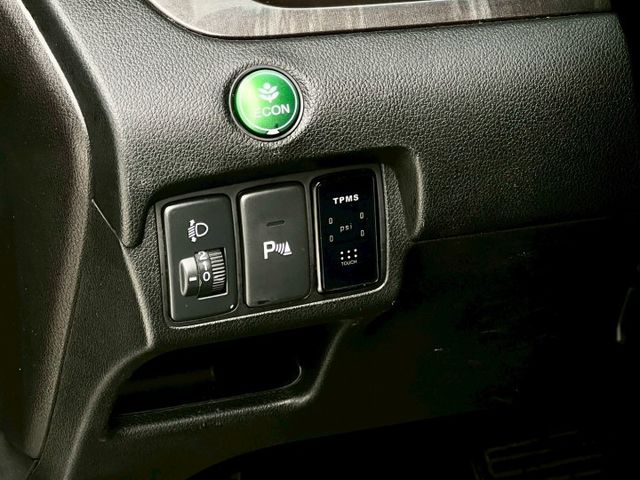 ★SUM模範店家★專業認證　★熱門旅行車款★里程保證　　★定速巡航★數位恆溫　　　　★倒車影像★空間超大  第4張相片