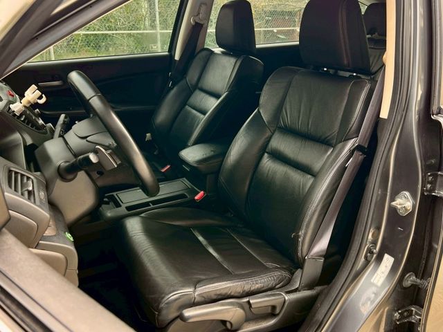 ★SUM模範店家★專業認證　★熱門旅行車款★里程保證　　★定速巡航★數位恆溫　　　　★倒車影像★空間超大  第7張相片