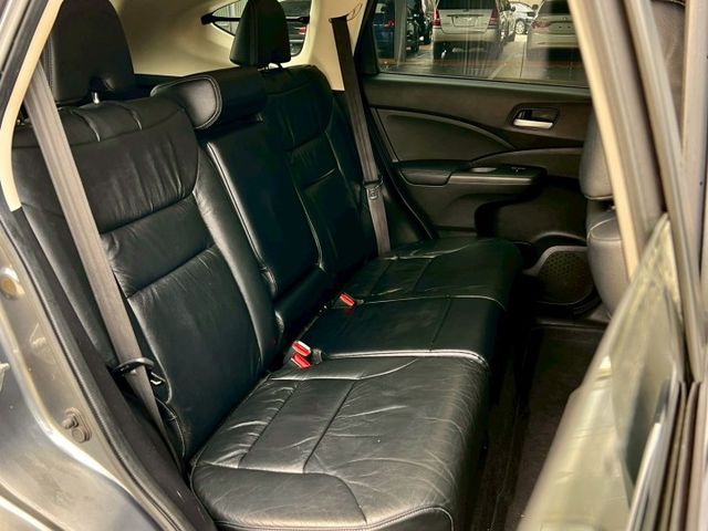 ★SUM模範店家★專業認證　★熱門旅行車款★里程保證　　★定速巡航★數位恆溫　　　　★倒車影像★空間超大  第10張相片