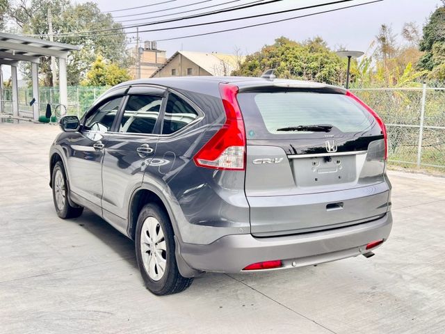 ★SUM模範店家★專業認證　★熱門旅行車款★里程保證　　★定速巡航★數位恆溫　　　　★倒車影像★空間超大  第13張相片