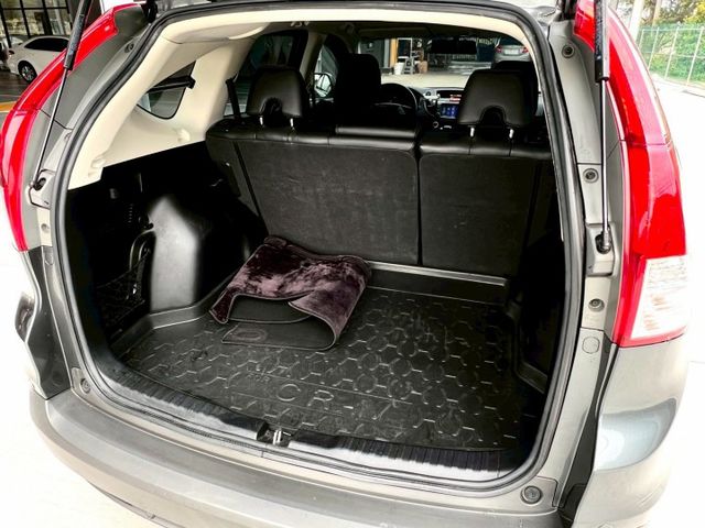 ★SUM模範店家★專業認證　★熱門旅行車款★里程保證　　★定速巡航★數位恆溫　　　　★倒車影像★空間超大  第18張相片