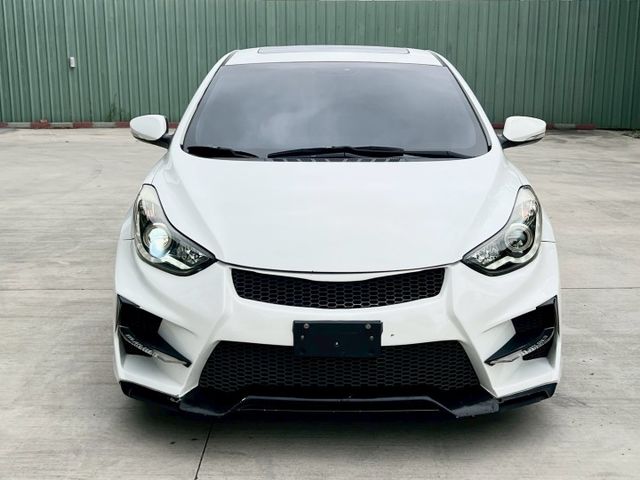 ★SUM模範店認證車　 　　　  ★熱門四門轎車款　　　　　★里程保證★定速巡航　　　　★電動調整座椅★倒車影像  第11張相片