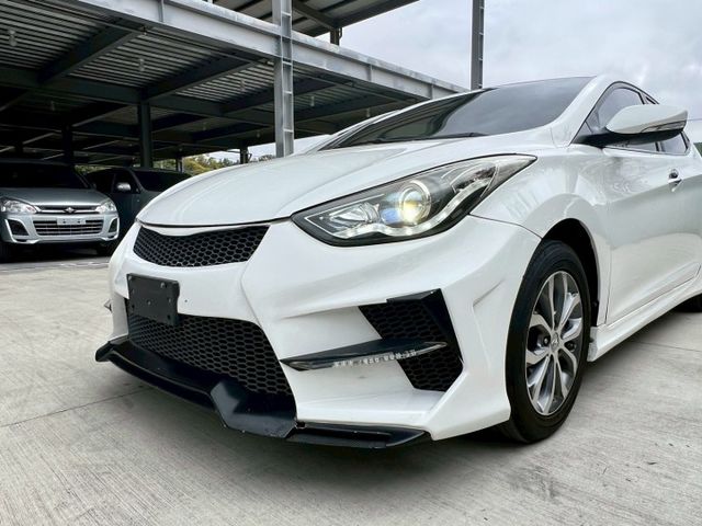 ★SUM模範店認證車　 　　　  ★熱門四門轎車款　　　　　★里程保證★定速巡航　　　　★電動調整座椅★倒車影像  第18張相片