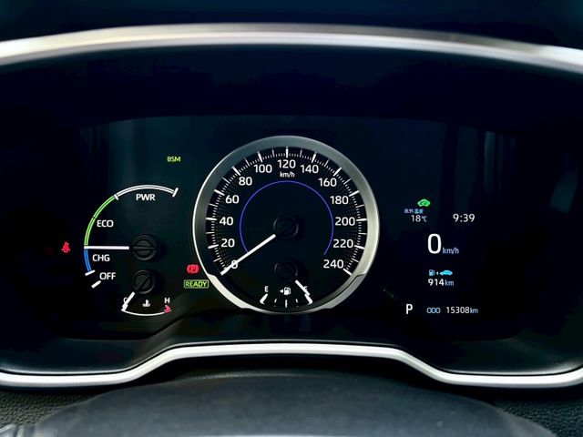 ★SUM模範店認證車　 　　　  ★熱門四門轎車款　　　　　★里程保證★ACC自動跟車　　　★車道偏移★倒車影像  第2張相片