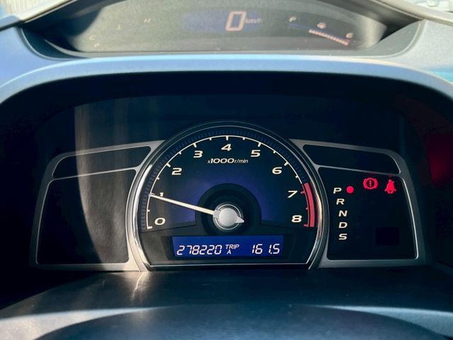 ★SUM模範店認證車　 　　　  ★熱門四門代步車　　　　　★里程保證★電動後視鏡　　　★保養便宜★好開耐操  第2張相片