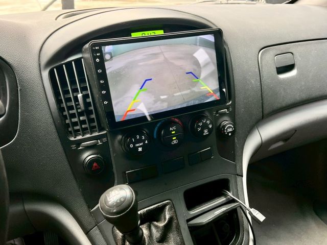 ★SUM模範店家★專業認證　★熱門休旅車款★里程保證　　★9人座★大銀幕安卓機　　　★倒車影像★載人載貨超好用  第3張相片