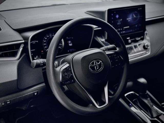 ★SUM模範店認證車　 　　　  ★熱門四門轎車款　　　　　★里程保證★ACC自動跟車　　　★車道偏移★倒車影像  第6張相片