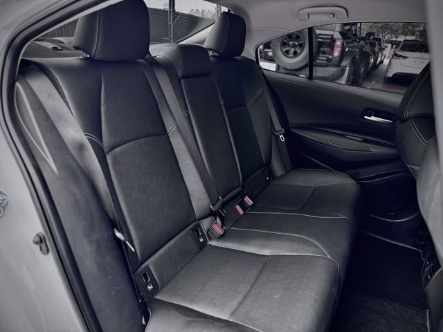 ★SUM模範店認證車　 　　　  ★熱門四門轎車款　　　　　★里程保證★ACC自動跟車　　　★車道偏移★倒車影像  第11張相片