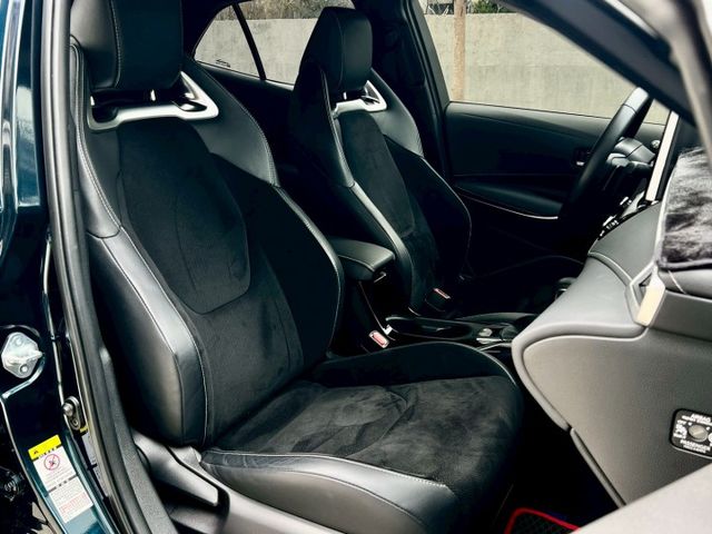 ★SUM模範店家★專業認證　★熱門五門掀背車款　　　　★里程保證★IKEY免持鑰匙　　　★電子手剎車★倒車影像  第13張相片