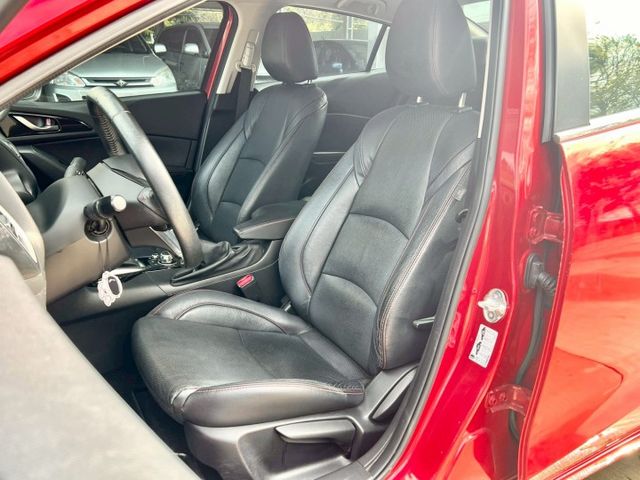 ★SUM模範店認證車　 　　　  ★熱門四門代步車　　　　　★里程保證★IKEY免持鑰匙　　　★定速巡航★倒車影像  第6張相片